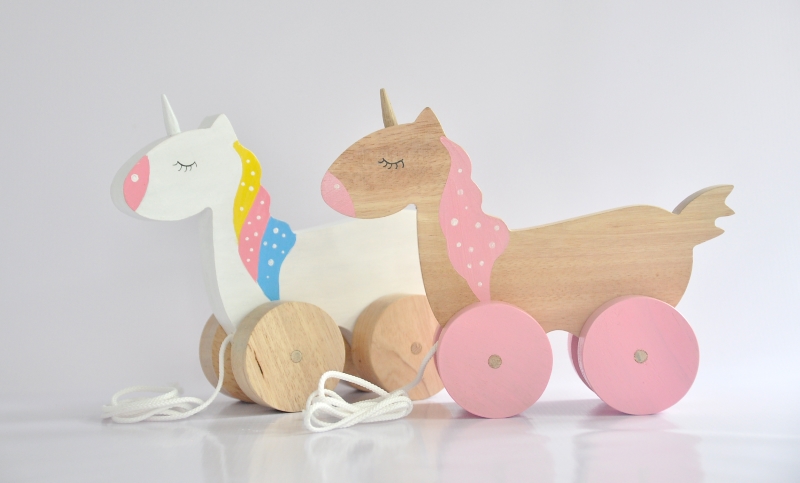 UnicornPull Toy -This adorable Oleeto wooden Unicorn pull toy can be the companion for your toddler learning to walk. 